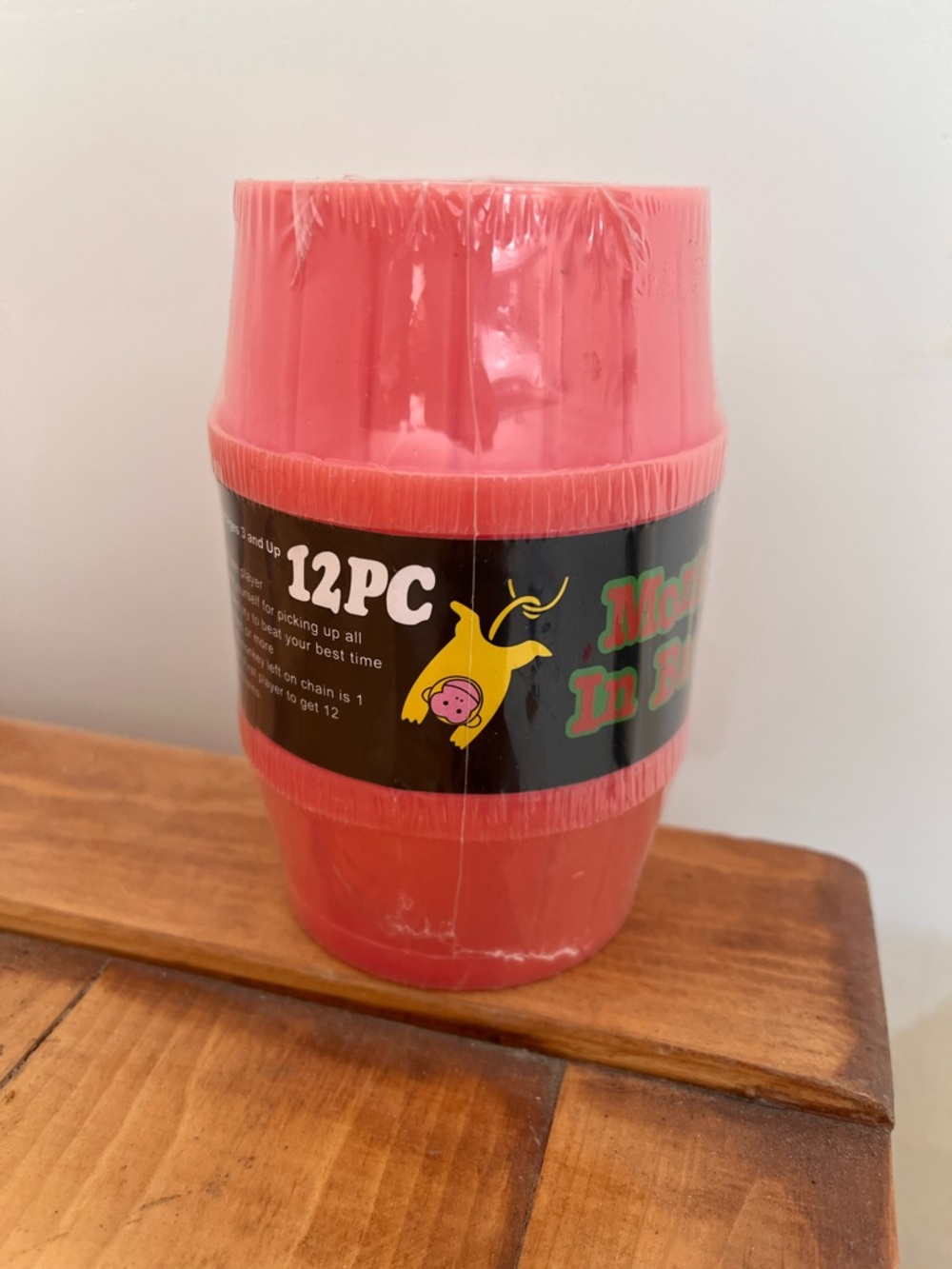 Monkeys in a Barrel Game | 12 Red Stacking Barrels | New Sealed - Picture 3 of 4